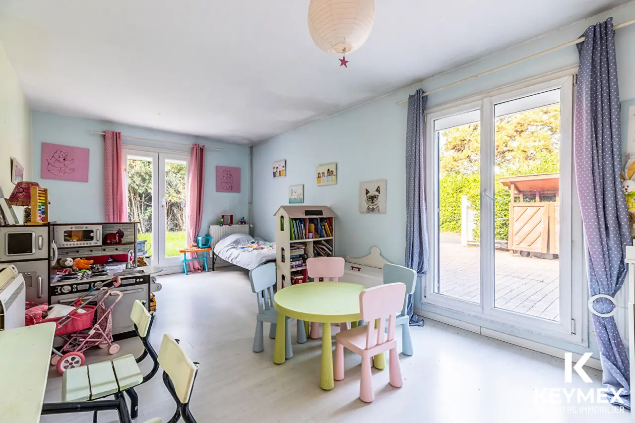 Maison 7 Pièces EZANVILLE