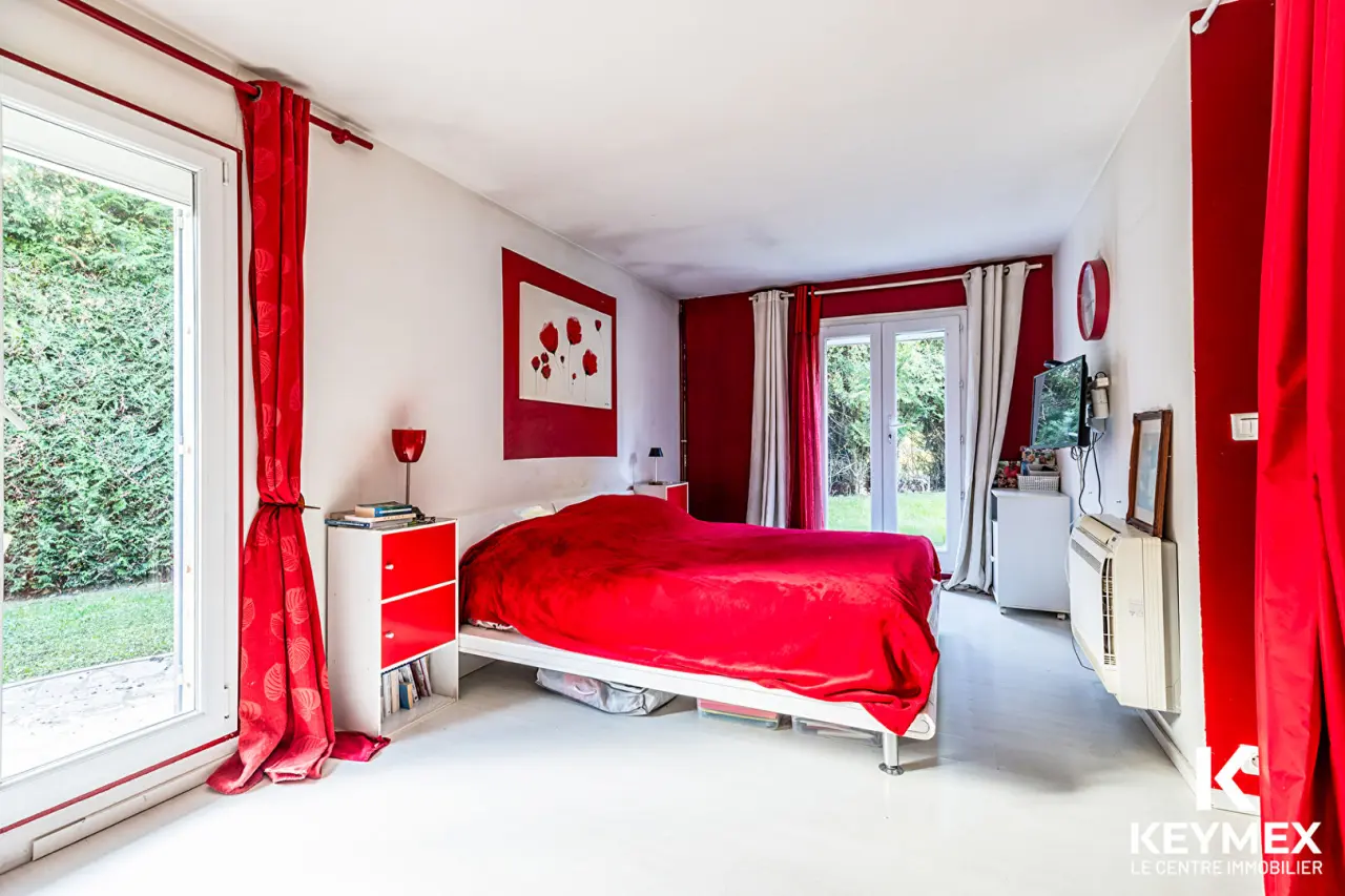Maison 7 Pièces EZANVILLE