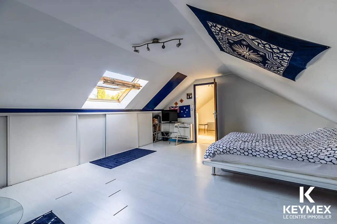 Maison 7 Pièces EZANVILLE