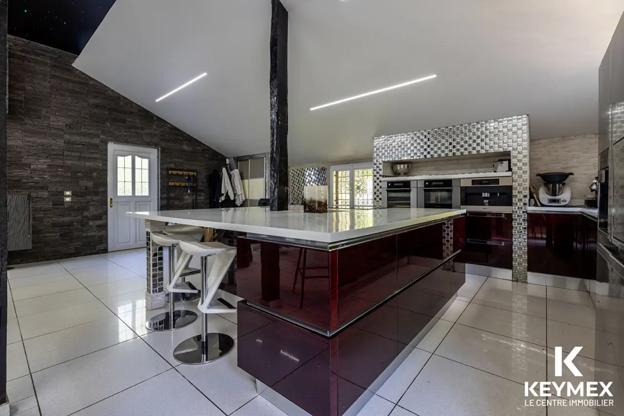 Maison 8 Pièces VIARMES