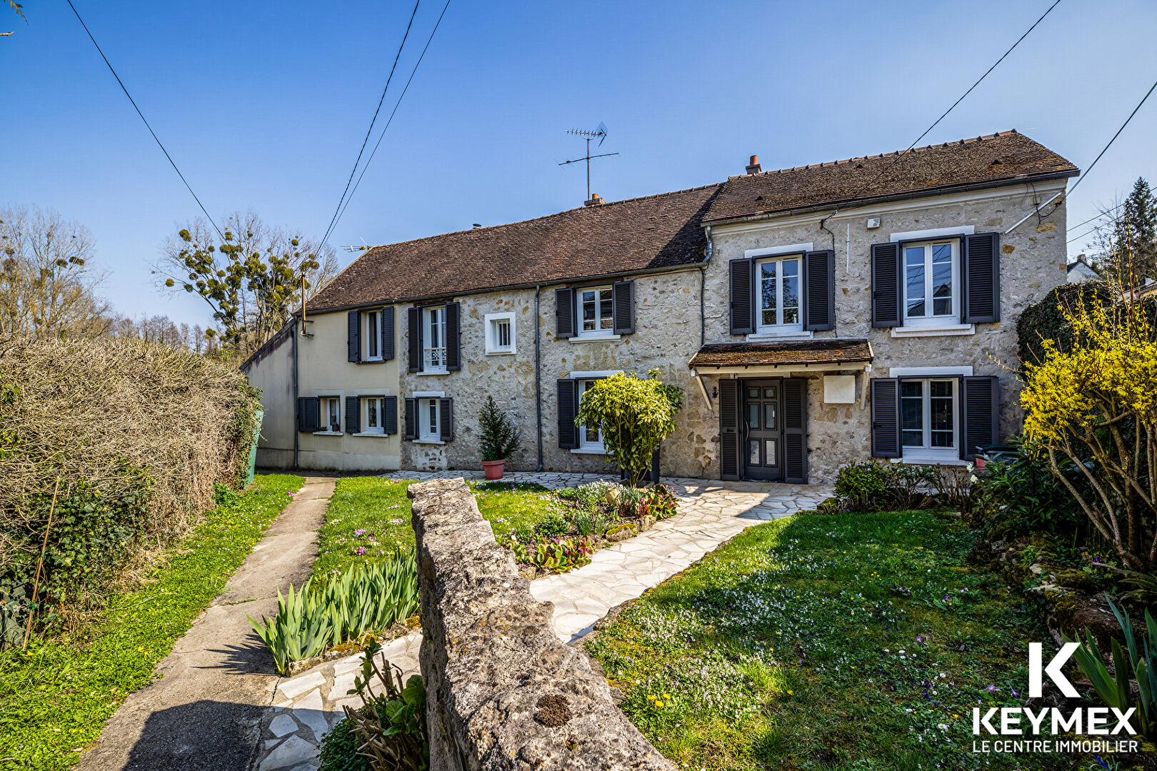 Maison 8 Pièces BELLEFONTAINE